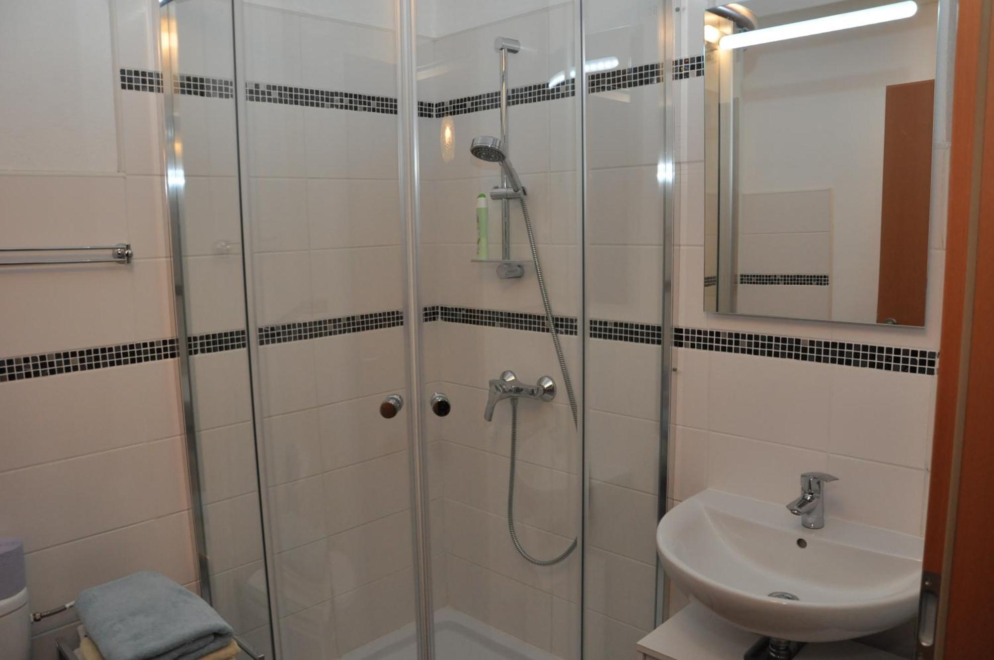Haaghof Ertl Apartment Bagian luar foto