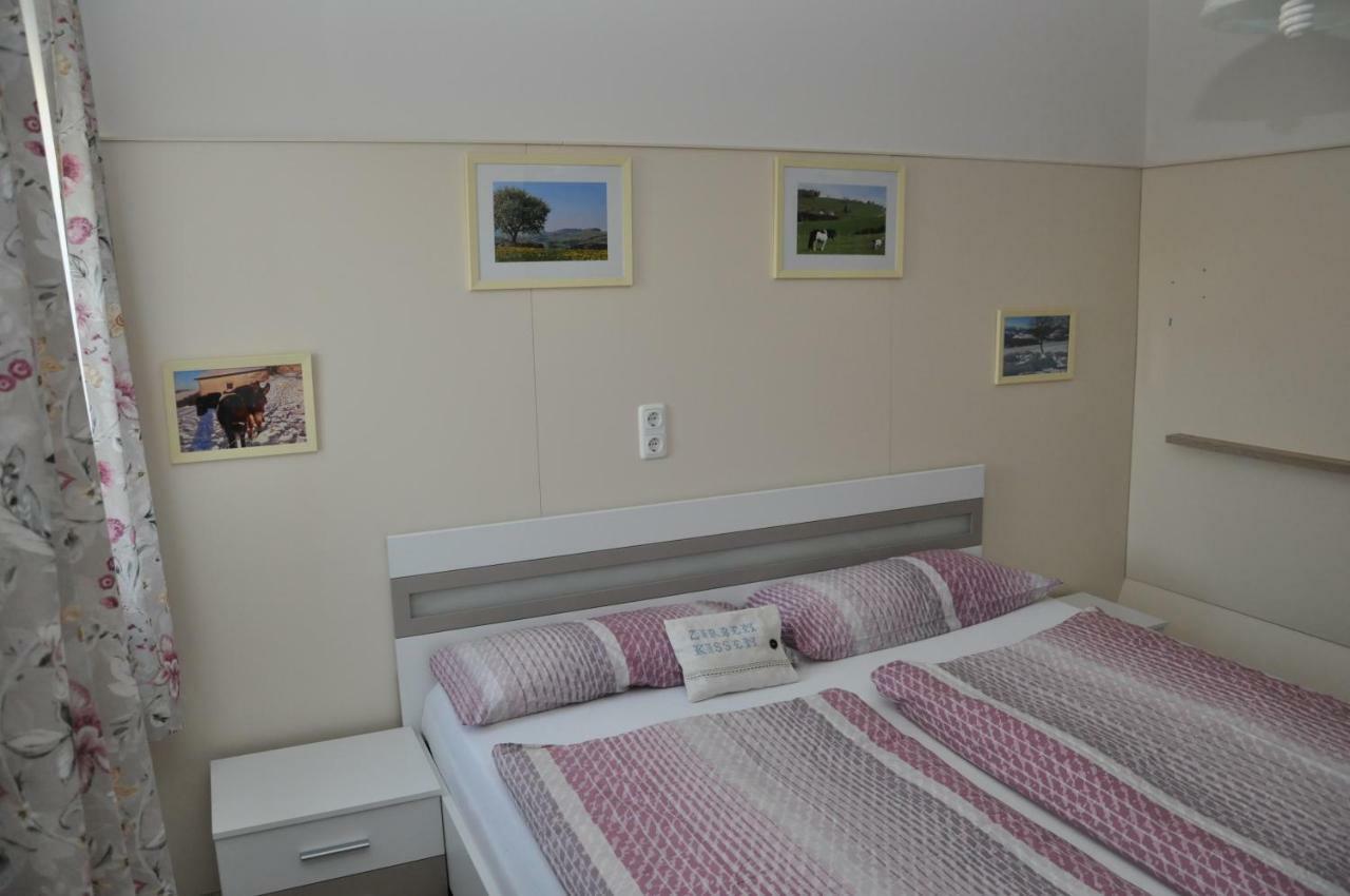 Haaghof Ertl Apartment Bagian luar foto