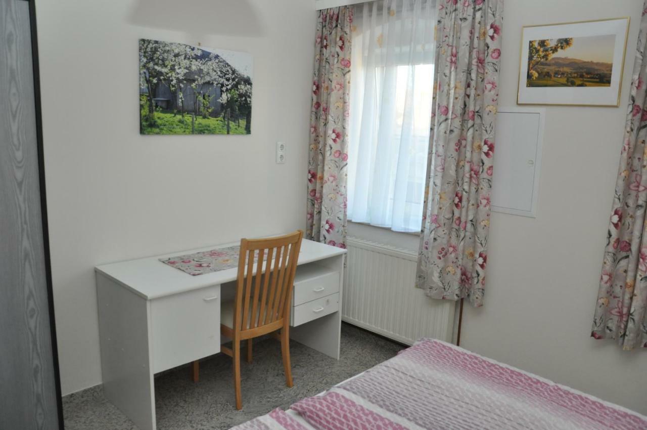Haaghof Ertl Apartment Bagian luar foto